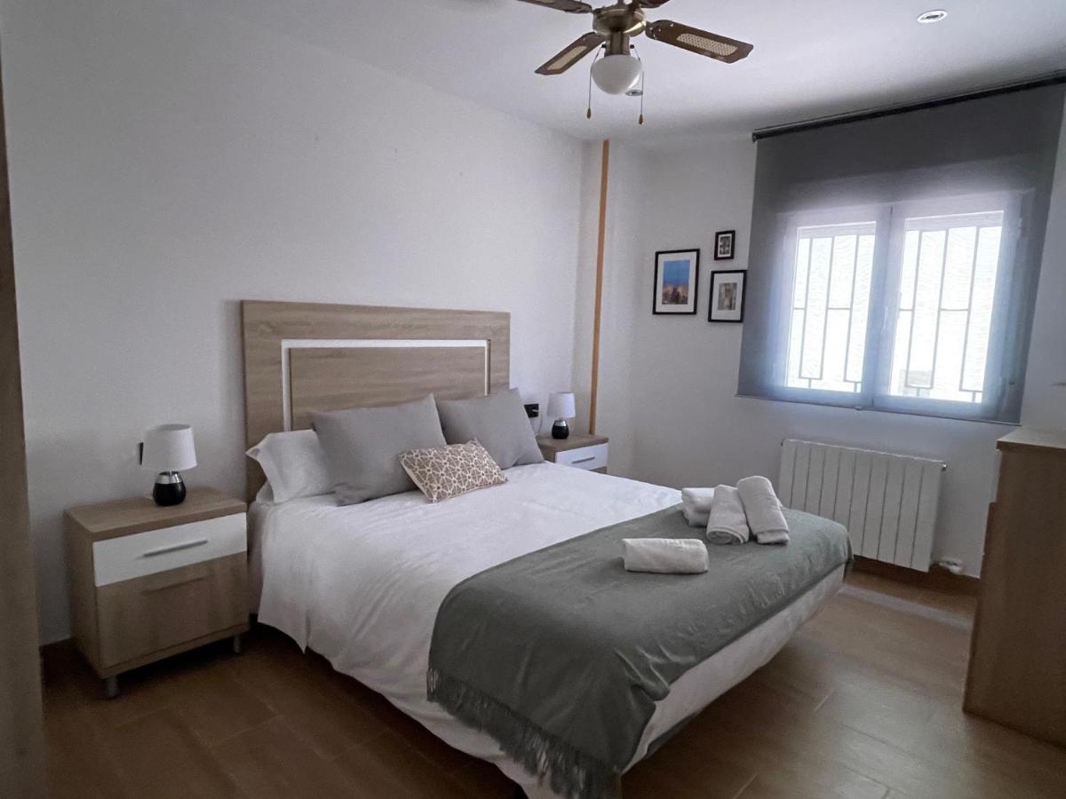 Апартаменты Vivienda Turistica Paseo Del Salon Гранада Экстерьер фото